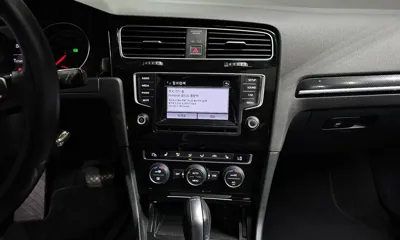 Volkswagen Golf 2015, 137345 км, за 5863.2 USD - фото 14