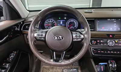 Kia K7 2019, 125106 км, за 9094.45 USD - фото 12