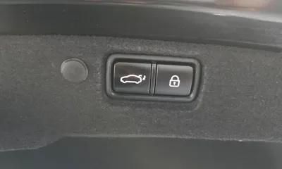 Kia K7 2019, 125106 км, за 9094.45 USD - фото 20