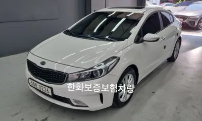 Kia K3 · 2016 год