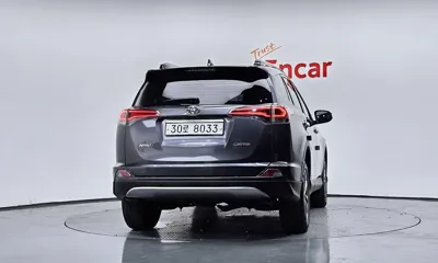 Toyota RAV4 2018, 55752 км, за 16279.38 USD