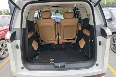 GAC Trumpchi E8 New Energy 2024, 30900 км, за 23620 USD - фото 22