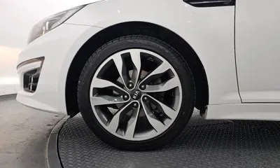 Kia K5 2015, 139214 км, за 4355.46 USD