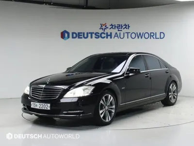 Mercedes-Benz S-Class · 2012 год