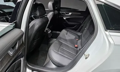 Audi A6 2023, 41888 км, за 25821.17 USD - фото 12