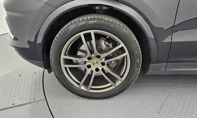 Porsche Cayenne 2019, 56018 км, за 52005.44 USD