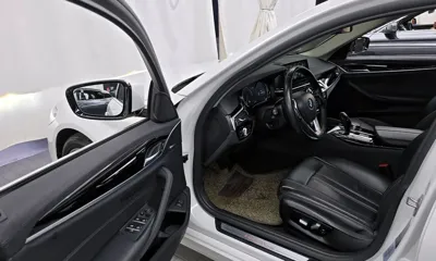 BMW 5-Series 2018, 102229 км, за 13071.46 USD - фото 10