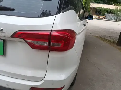Haval M6 2017, 92600 км, за 3840.42 USD - фото 8