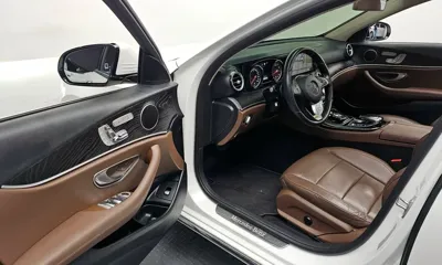 Mercedes-Benz E-Class 2017, 93330 км, за 12508.15 USD - фото 10