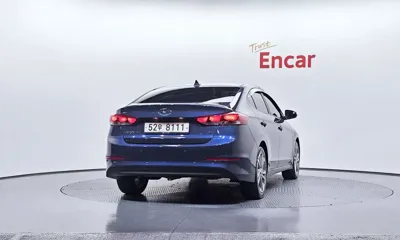 Hyundai Avante 2018, 106704 км, за 6544.16 USD