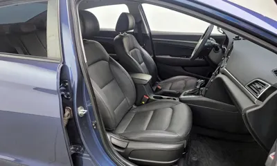 Hyundai Avante 2018, 106704 км, за 6498.62 USD - фото 10