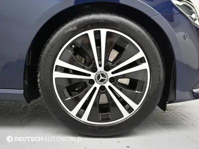 Mercedes-Benz E-Class 2021, 58610 км, за 20384.41 USD