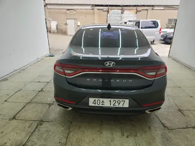 Hyundai Grandeur 2017, 95812 км, за 10076.05 USD