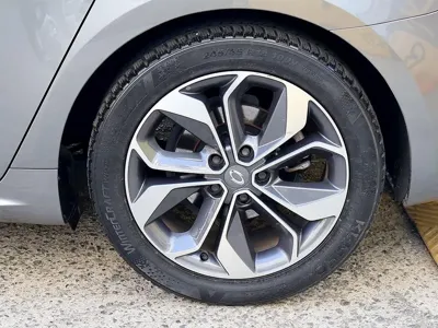 Renault-KoreaSamsung SM6 2019, 210950 км, за 2953.92 USD