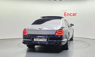 Bentley Flying Spur 2022, 105304 км, за 99776.82 USD