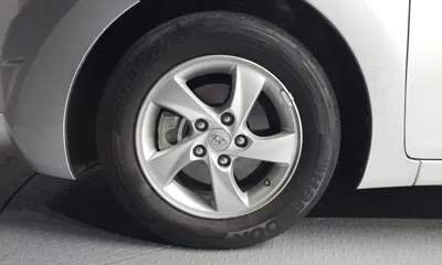 Hyundai Avante 2013, 66744 км, за 3305.13 USD