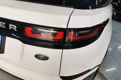 Land Rover Range Rover Velar 2023, 45000 км, за 38405 USD - фото 9