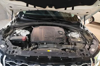 Land Rover Range Rover Velar 2023, 45000 км, за 38405 USD - фото 24