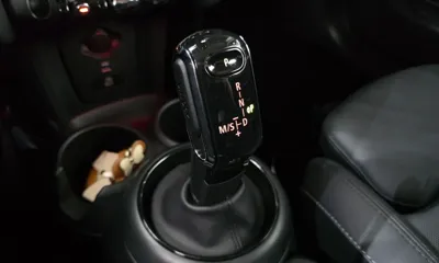 MINI Cooper 2023, 28004 км, за 14041.47 USD - фото 9
