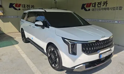 Kia Canival · 2025 год