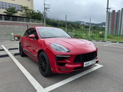 Porsche Macan 2018, 37000 км, за 35814.27 USD