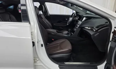 Hyundai Grandeur 2015, 140748 км, за 4294.68 USD - фото 11