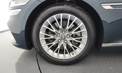 Genesis G80 2024, 39424 км, за 24878.56 USD