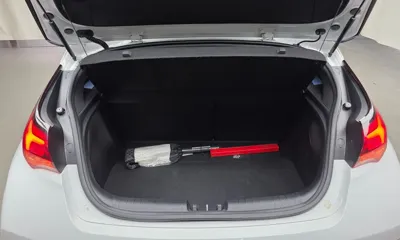 Hyundai Veloster 2022, 77182 км, за 13172.17 USD - фото 20