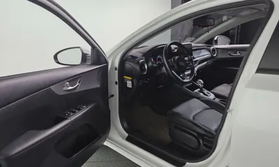 Kia K3 2021, 110458 км, за 6754.21 USD - фото 10