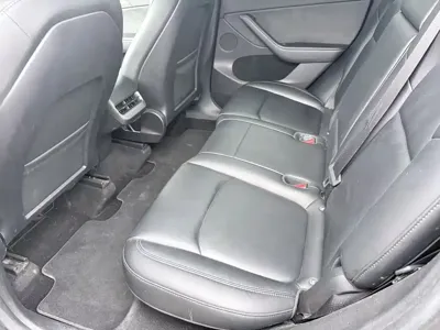 Tesla Model Y 2023, 132000 км, за 20598.49 USD - фото 8