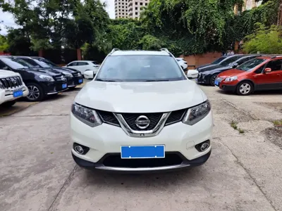 Nissan X-Trail 2014, 130000 км, за 5811.5 USD