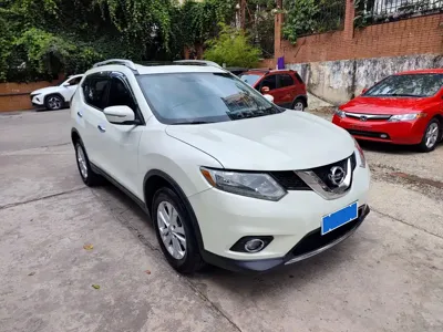 Nissan X-Trail 2014, 130000 км, за 5811.5 USD