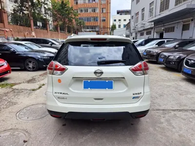Nissan X-Trail 2014, 130000 км, за 5811.5 USD