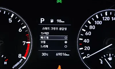Hyundai Santafe 2019, 69016 км, за 14441.38 USD - фото 17