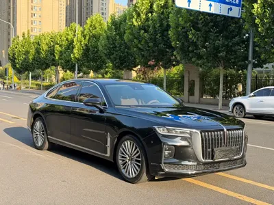 Hongqi Hongqi H9 2022, 88000 км, за 18194.09 USD