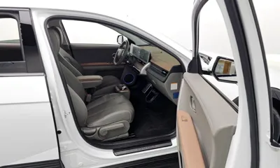 Hyundai Ioniq5 2022, 59654 км, за 18631.93 USD - фото 19