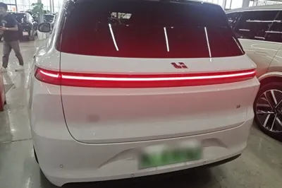 Li Auto L6 2024, 10500 км, за 30989 USD