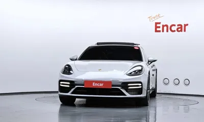 Porsche Panamera 2021, 53589 км, за 65636.08 USD