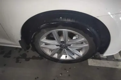 Volkswagen Golf 2019, 58600 км, за 9383 USD - фото 8