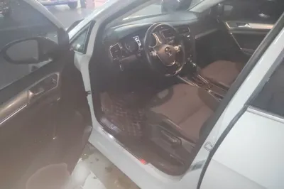 Volkswagen Golf 2019, 58600 км, за 9383 USD - фото 17
