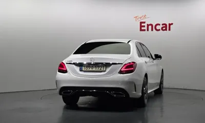 Mercedes-Benz C-Class 2021, 79274 км, за 13784.95 USD
