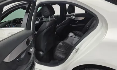 Mercedes-Benz C-Class 2021, 79274 км, за 13784.95 USD - фото 11