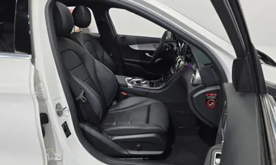 Mercedes-Benz C-Class 2021, 79274 км, за 13784.95 USD - фото 12