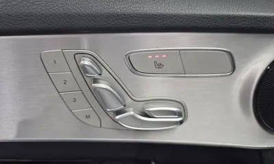 Mercedes-Benz C-Class 2021, 79274 км, за 13784.95 USD - фото 15
