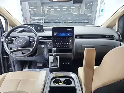Hyundai Staria 2022, 147893 км, за 11714.52 USD - фото 7