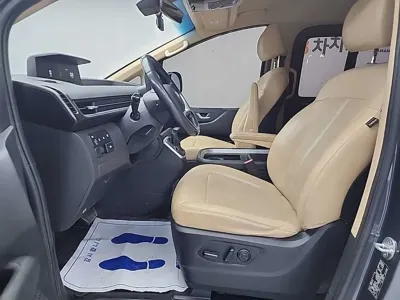 Hyundai Staria 2022, 147893 км, за 11714.52 USD - фото 11