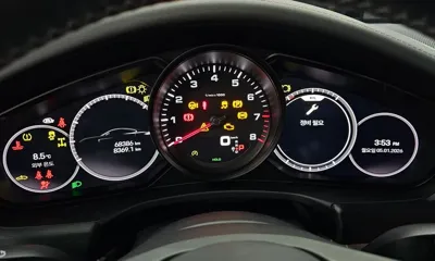 Porsche Panamera 2022, 68386 км, за 53576.11 USD - фото 8