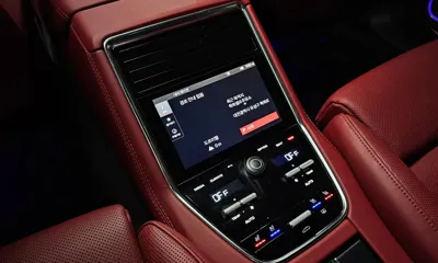 Porsche Panamera 2022, 68386 км, за 53576.11 USD - фото 17