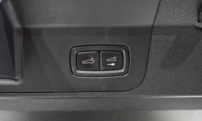 Porsche Panamera 2022, 68386 км, за 53576.11 USD - фото 20