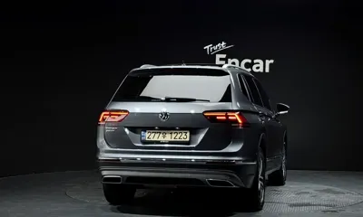 Volkswagen Tiguan 2020, 66631 км, за 16446.72 USD